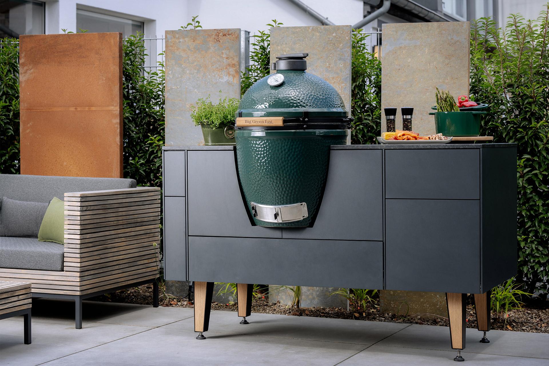 Die Freiluftinsel mit integriertem Big Green Egg